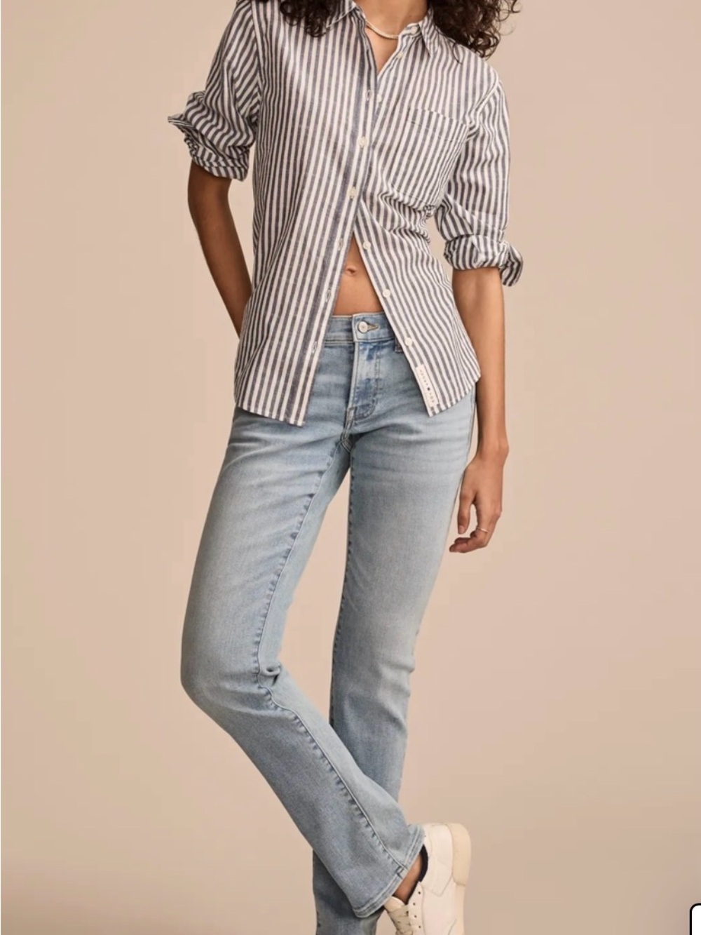 Lucky Brand Light Wash Straight Leg Jeans